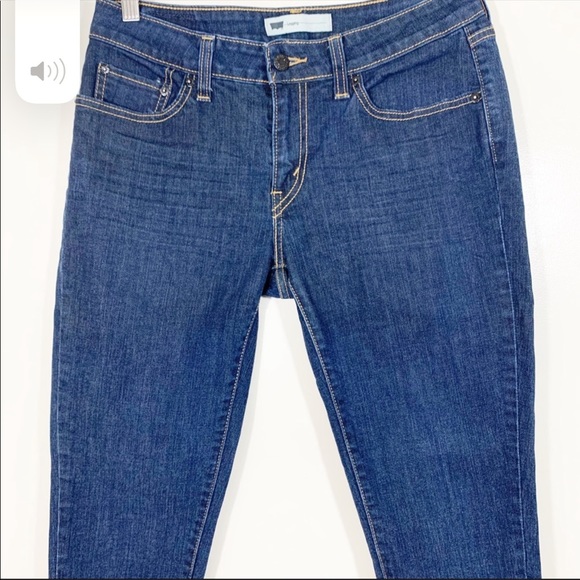 Levi’s - Picture 2 of 5